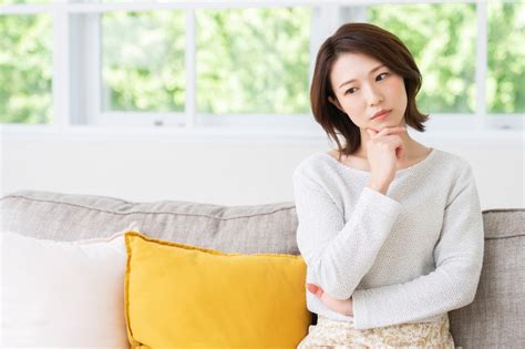 ぺたんこ座りはO脚にいいの？悪いの？【O脚の正しい方法を大。